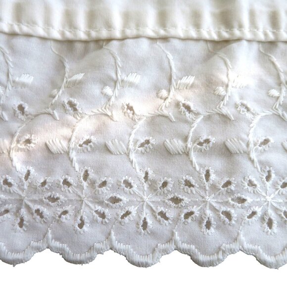 Vintage Martha Stewart Everyday Standard Pillowcase Eyelet Lace Scalloped Beige - Picture 8 of 12